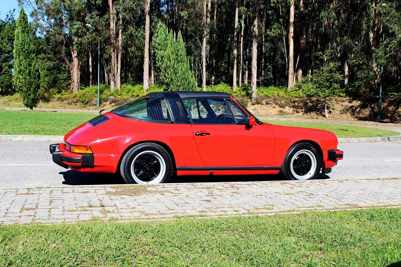 1976 Porsche 911 Targa 2.7 165HP. 4 Speed.